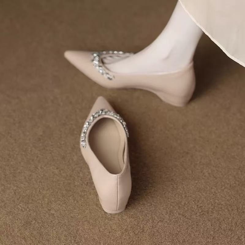 High-high-end pointed toe shallow mouth beautiful small heels single shoes for women in spring and summer rhinestone temperament evening shoes with skirt
