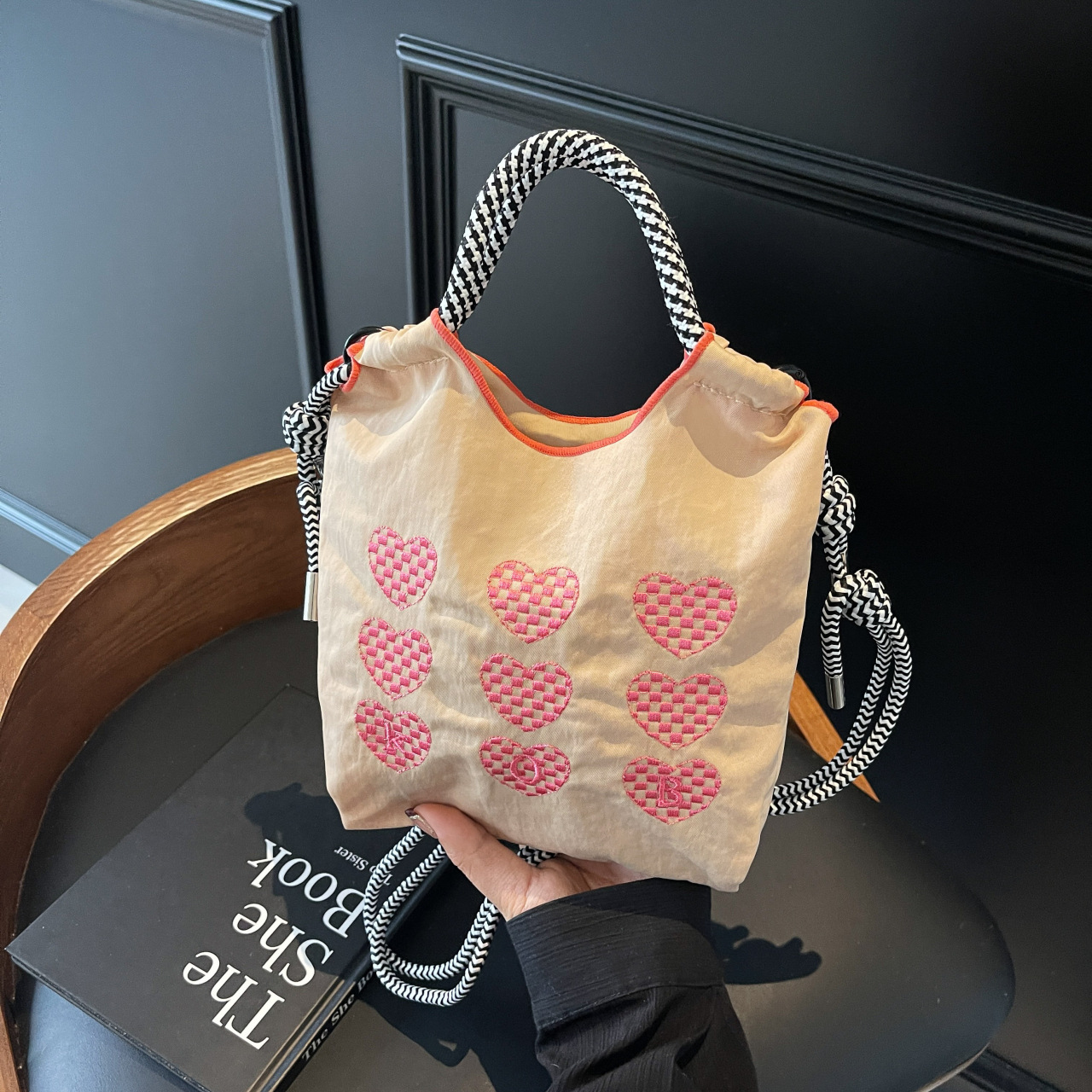 Japanese love embroidered handbag bag environmentally friendly shopping bag simple casual one-shoulder crossbody bag